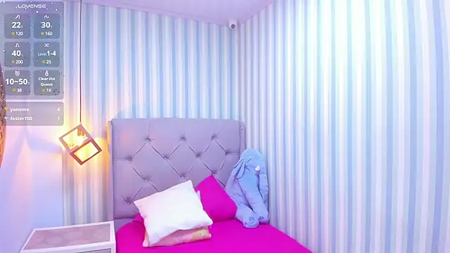 Snapshot of MAILYLOVE1 chatting on March 2025 03:31:01 PM MAILYLOVE1 online show from March 2025 03:31:01 PM