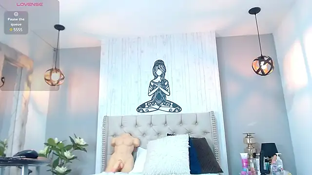 natasha cortez online show from March 2025 04:14:01 PM