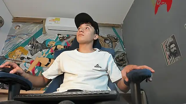 Snapshot of Austin_Cardieff chatting on February 2025 03:04:01 AM Austin Cardieff online show from February 2025 03:04:01 AM