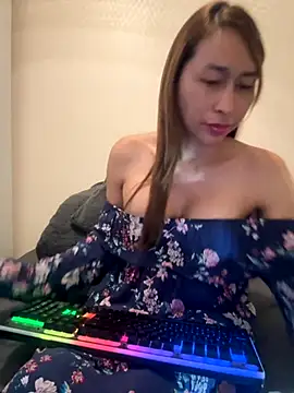 cieloadriano2024 online show from September 2025 12:18:02 PM