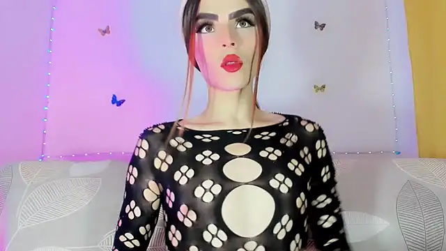 TatiGil online show from May 2026 08:04:02 PM