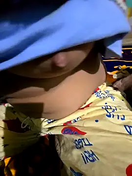 Snapshot of hotbaby_5 chatting on December 2024 04:31:01 PM hotbaby 5 online show from December 2024 04:31:01 PM