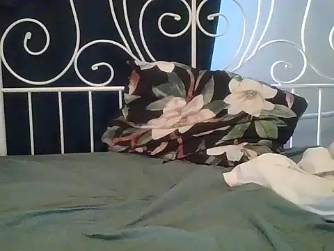 sympatyczny223 online show from February 2026 09:21:02 AM