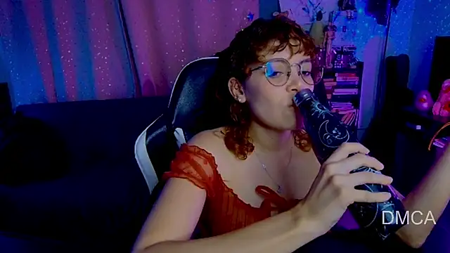 Snapshot of Drea_Foox chatting on July 2026 03:00:02 AM Drea Foox online show from July 2026 03:00:02 AM