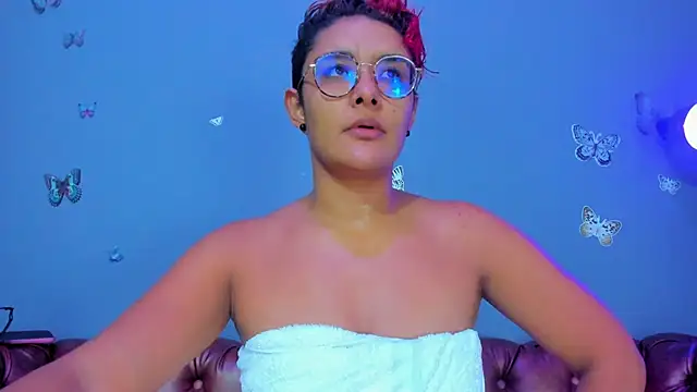 Snapshot of Kaira_mosse chatting on April 2026 11:59:02 AM Kaira mosse online show from April 2026 11:59:02 AM