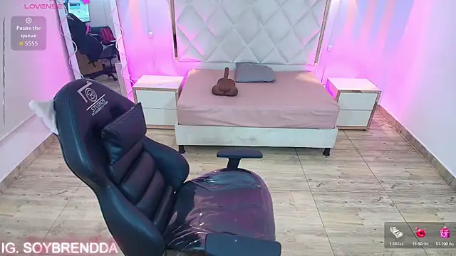 Brendda tay online show from September 2025 03:08:01 AM