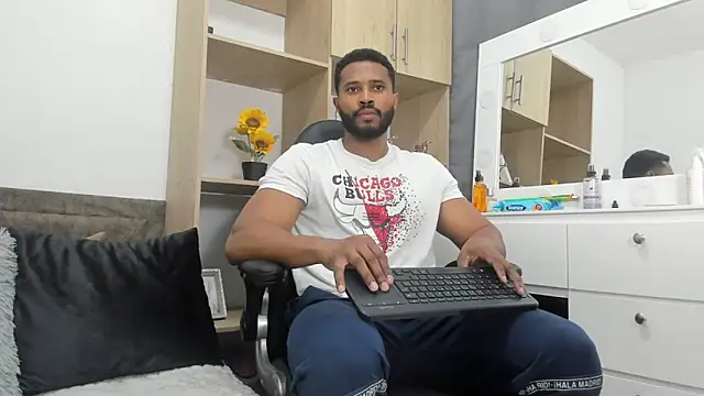 karsonmorris online show from October 2025 05:24:02 PM