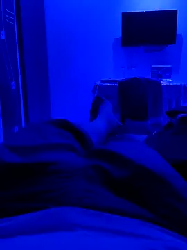 Akhil3290 online show from January 2025 04:05:01 PM