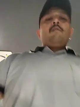 Akhil3290 online show from February 2025 02:57:01 PM