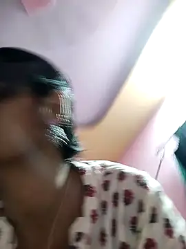 Snapshot of Shivani_Mumbai85 chatting on February 2025 04:33:01 PM Shivani Mumbai85 online show from February 2025 04:33:01 PM