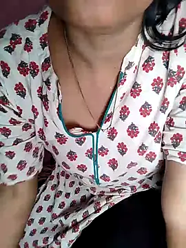 Snapshot of Shivani_Mumbai85 chatting on February 2025 03:29:01 AM Shivani Mumbai85 online show from February 2025 03:29:01 AM