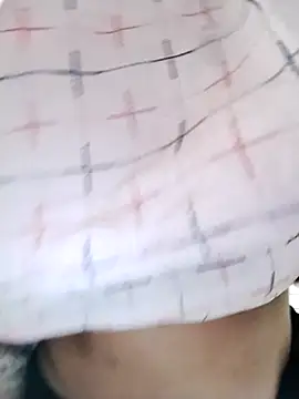 Snapshot of Shivani_Mumbai85 chatting on February 2025 04:39:02 PM Shivani Mumbai85 online show from February 2025 04:39:02 PM