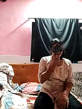 Snapshot of Shivani_Mumbai85 chatting on February 2025 03:22:01 AM Shivani Mumbai85 online show from February 2025 03:22:01 AM