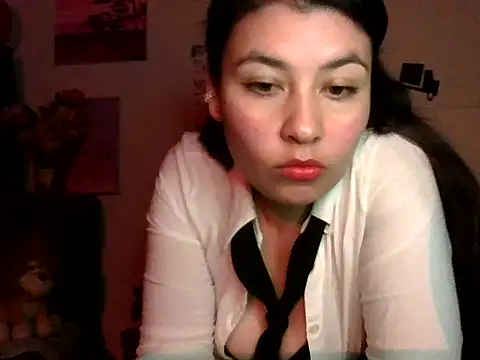 Snapshot of miarosse22 chatting on November 2025 06:19:01 AM miarosse22 online show from November 2025 06:19:01 AM