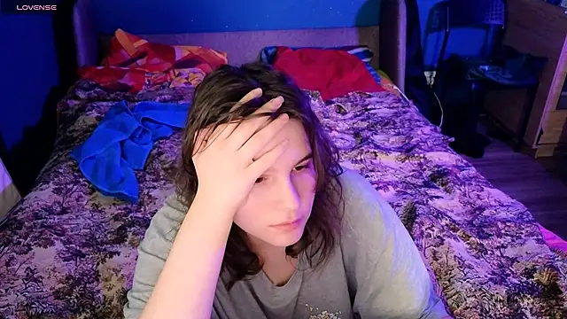 Ruyjin Choi online show from December 2024 04:19:02 PM