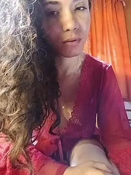 Snapshot of HelenHoltz chatting on June 2026 04:34:02 PM HelenHoltz online show from June 2026 04:34:02 PM