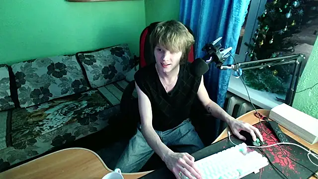 fameboyboo online show from January 2026 04:54:02 PM