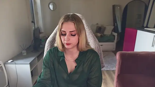 ce leste   online show from March 2025 11:29:02 AM