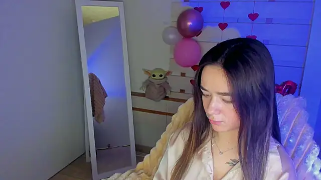 Bella XO online show from March 2025 01:50:02 PM