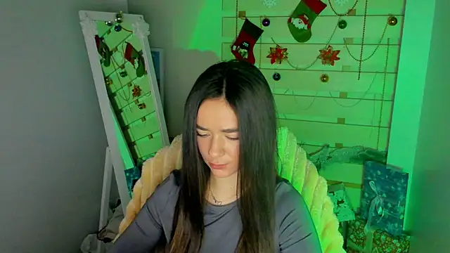 Bella XO online show from December 2025 08:12:01 AM