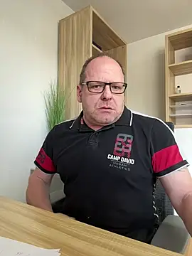 coupleLatinaLovers online show from March 2025 11:55:02 AM