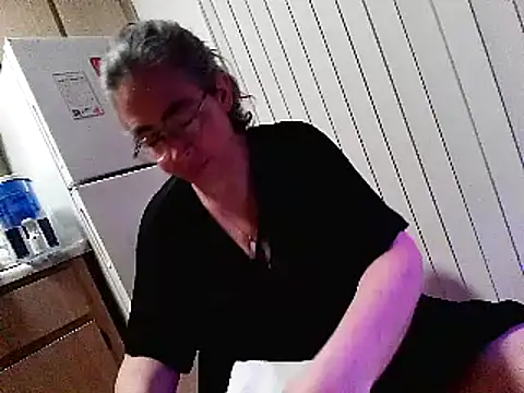 Snapshot of GraceHenderson chatting on March 2025 07:34:02 PM GraceHenderson online show from March 2025 07:34:02 PM