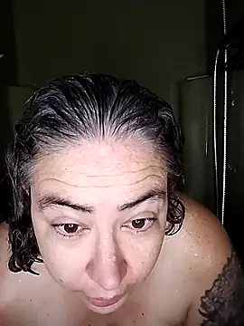 Snapshot of GraceHenderson chatting on October 2025 06:53:02 PM GraceHenderson online show from October 2025 06:53:02 PM