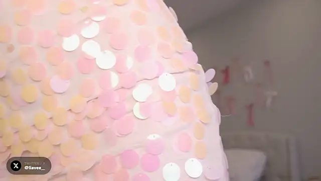 yumisunn online show from June 2026 05:50:02 AM