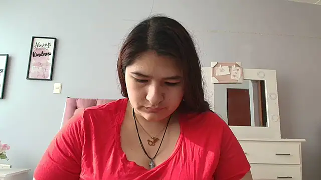  69HONRY online show from December 2024 01:02:01 PM