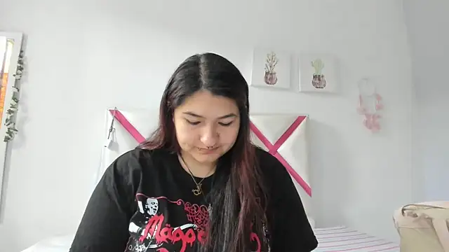  69HONRY online show from January 2025 01:04:01 PM