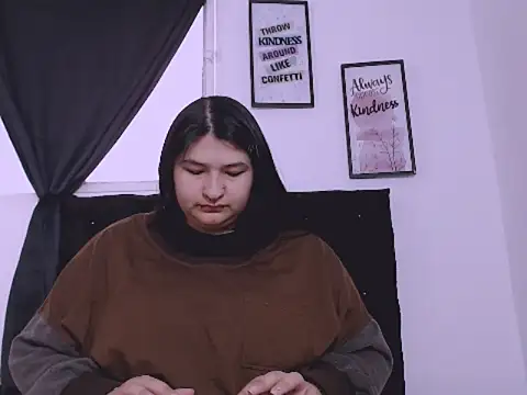  69HONRY online show from October 2025 12:58:01 PM