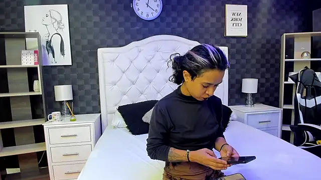 rave connor online show from March 2025 07:03:02 PM