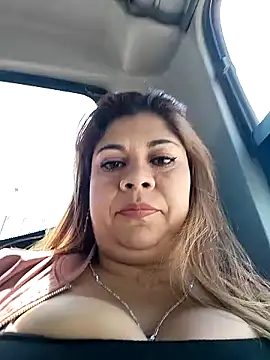 Laura-Hernandez online show from January 2025 04:10:01 PM