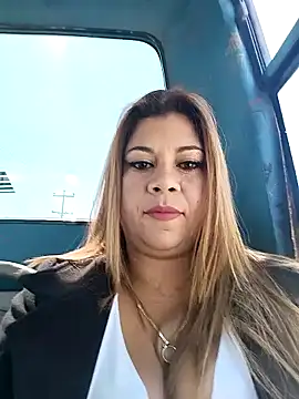 Laura-Hernandez online show from January 2025 04:12:02 PM