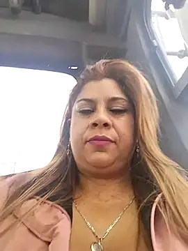 Laura-Hernandez online show from March 2025 10:43:02 PM