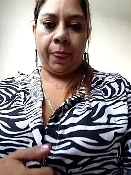 Laura-Hernandez online show from February 2026 03:16:02 PM