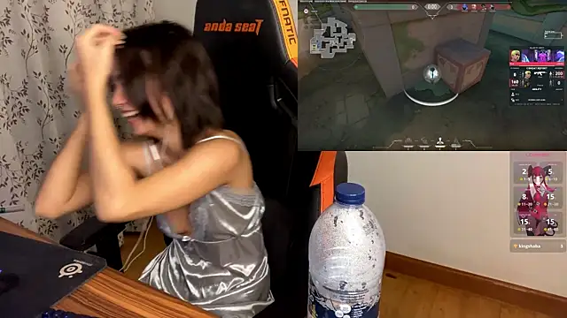 JayJaylov online show from February 2025 05:26:02 PM