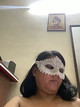 kamayanisingh24 online show from February 2025 08:11:01 PM