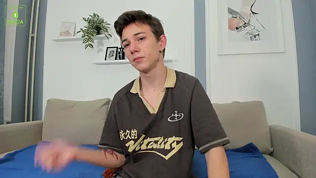 Snapshot of Viego_Pattel chatting on September 2025 04:34:01 PM Viego Pattel online show from September 2025 04:34:01 PM