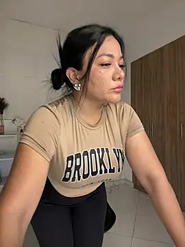 Abril10  online show from March 2025 02:19:01 PM