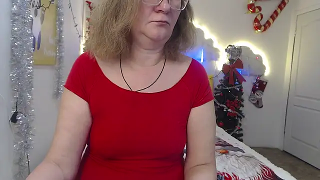 Snapshot of HolyMilfa chatting on December 2024 07:20:01 AM HolyMilfa online show from December 2024 07:20:01 AM