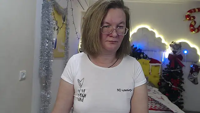 Snapshot of HolyMilfa chatting on December 2024 10:26:02 AM HolyMilfa online show from December 2024 10:26:02 AM