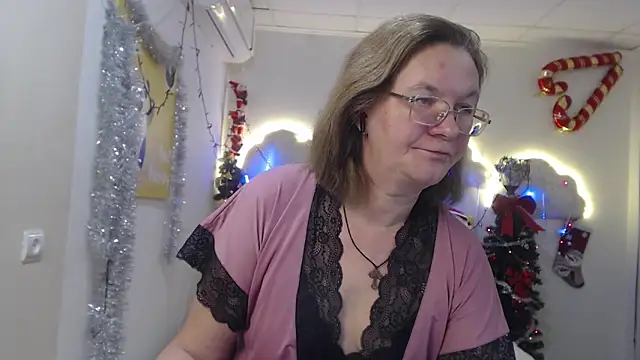 Snapshot of HolyMilfa chatting on January 2025 10:53:02 AM HolyMilfa online show from January 2025 10:53:02 AM