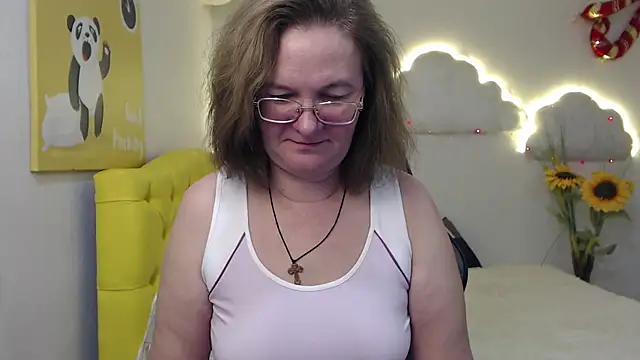 Snapshot of HolyMilfa chatting on February 2025 10:29:02 AM HolyMilfa online show from February 2025 10:29:02 AM