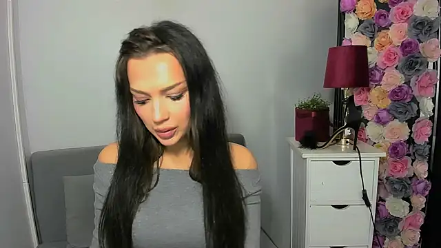 OliviaFantasy online show from November 2025 10:18:02 AM