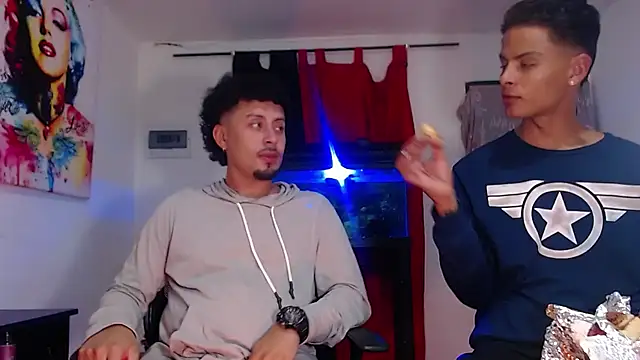 Snapshot of enjoy_vibes chatting on October 2025 04:04:02 AM enjoy vibes online show from October 2025 04:04:02 AM