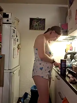 rose bunny online show from January 2025 12:42:01 PM