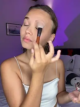 lexicoyy  online show from December 2024 02:37:01 PM