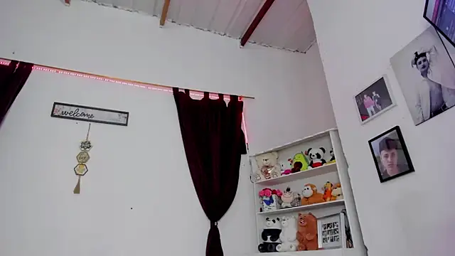 megan 100 online show from October 2025 07:01:01 PM