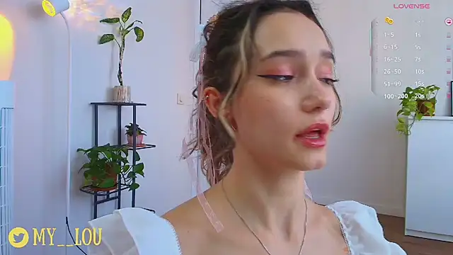 Snapshot of MyLou_ chatting on July 2026 04:02:02 PM MyLou online show from July 2026 04:02:02 PM
